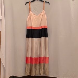 NWT Banana Republic Size 12 Maxi Dress